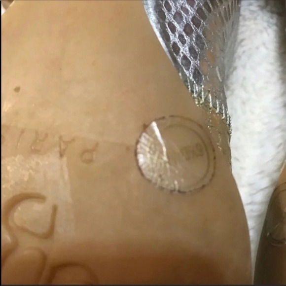 BCBG Paris Metallic Round Toe Flats Size 6.5 - Picture 7 of 8